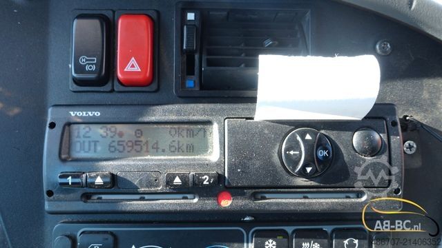 Motor coach MERCEDES-BENZ Integro 49 Sitze EURO 5