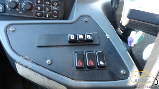 Motor coach MERCEDES-BENZ Integro 49 Sitze EURO 5