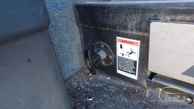 Motor coach MERCEDES-BENZ Integro 49 Sitze EURO 5