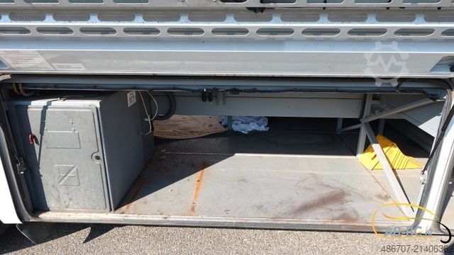 Motor coach MERCEDES-BENZ Integro 49 Sitze EURO 5