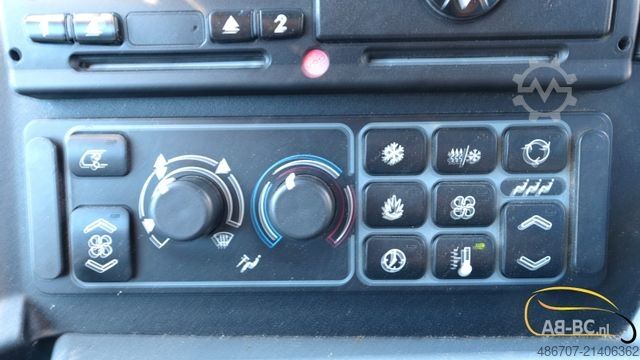 Motor coach MERCEDES-BENZ Integro 49 Sitze EURO 5