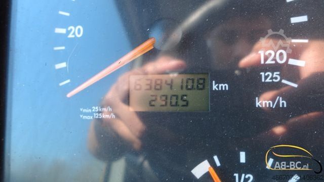 Motor coach MERCEDES-BENZ Integro 49 Sitze EURO 5