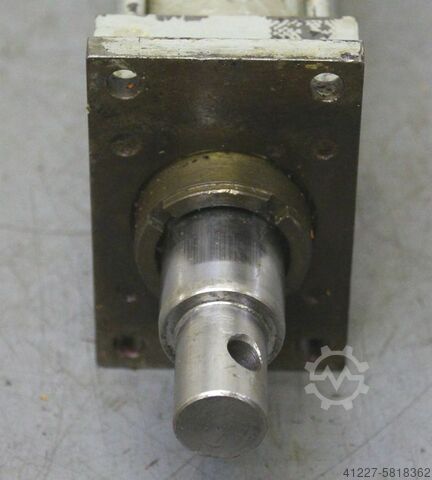 Hydraulikzylinder Parker Hub 625 mm U-3LRS33M