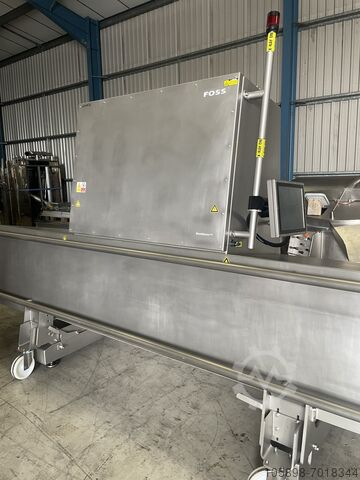 Fat analyser for whole blocks of meat Foss MeatMaster