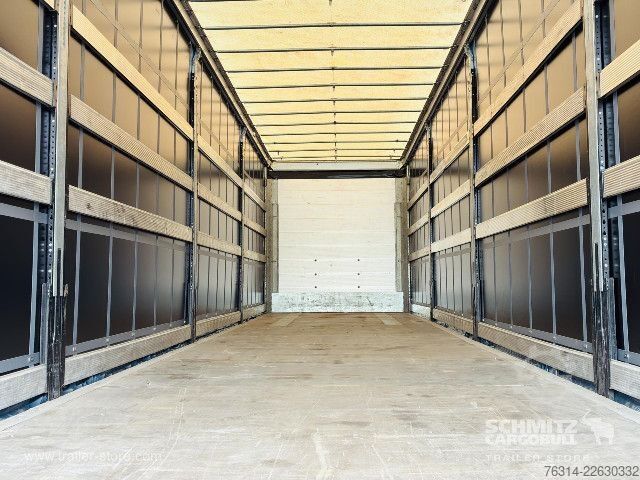 Auflieger mit Pritsche & Plane Schmitz Cargobull Curtainsider Standard Getränke
