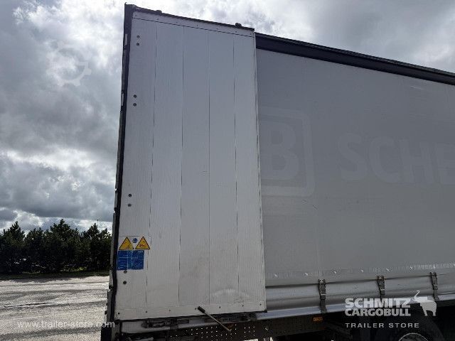 Auflieger mit Pritsche & Plane Schmitz Cargobull Curtainsider Standard