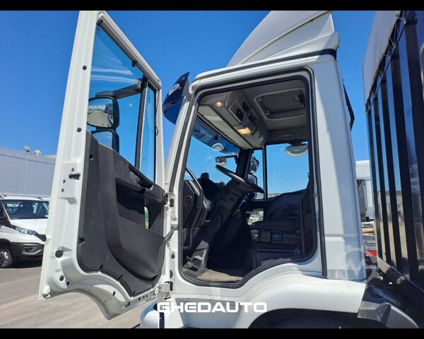 Standard SZM IVECO MOTRICE IVECO EUROCARGO 180 320 CASSONE CON CENTINA E SPONDA IDRAULICA