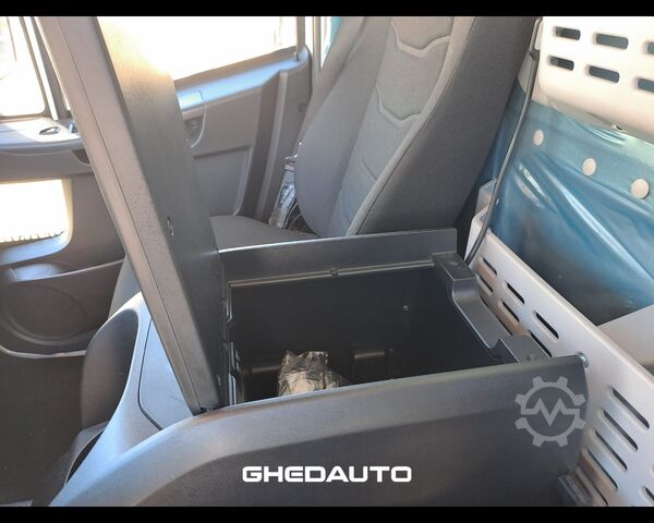 Standard SZM IVECO MOTRICE IVECO EUROCARGO 180 320 CASSONE CON CENTINA E SPONDA IDRAULICA