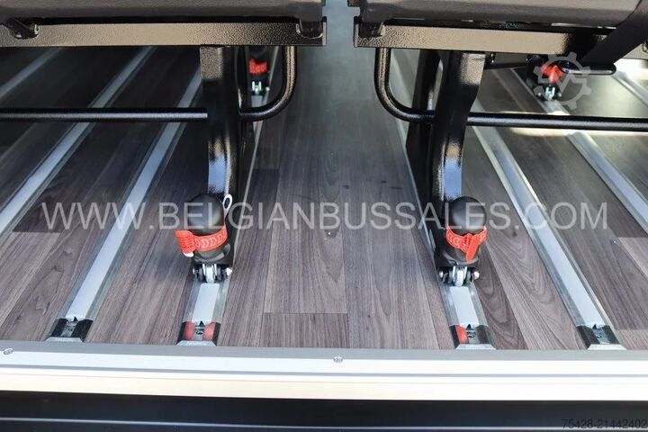 Minibus Iveco Daily Line /New / Airco / prepartion Lift