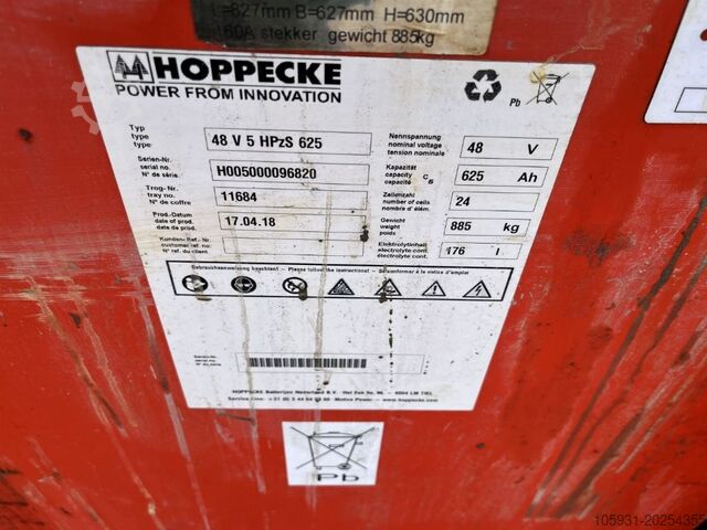 Electric 3-wheel forklift Linde E18-02