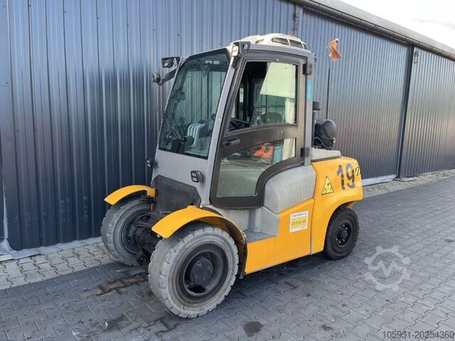 Treibgasstapler Jungheinrich TFGS50