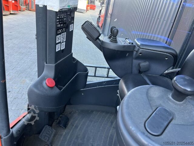 Reach Truck Linde R14X