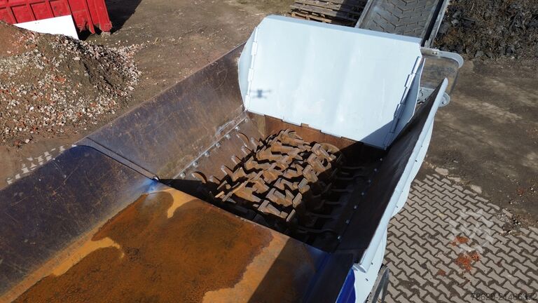 Two shaft shredder LINDNER Urraco U75D