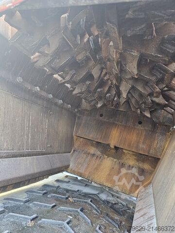 Two shaft shredder LINDNER Urraco U75D