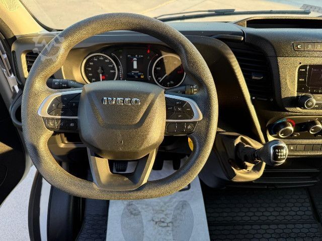 Panel van IVECO DAILY 35S14 V