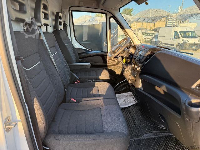 Panel van IVECO DAILY 35S14 V