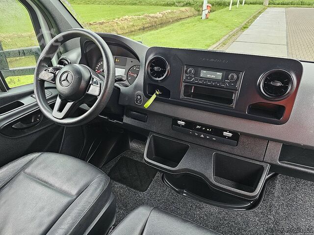 Suitcase MERCEDES-BENZ SPRINTER 314 Bakwagen Laadklep!