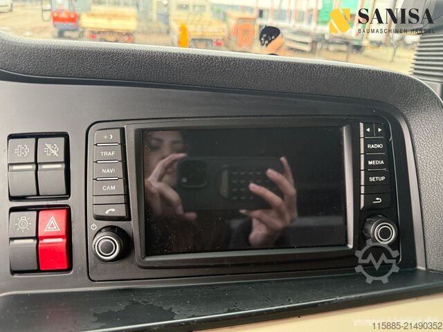 Standard tractor unit MAN TGX 18.460/2x Tank/Retarder/TÜV 11.26