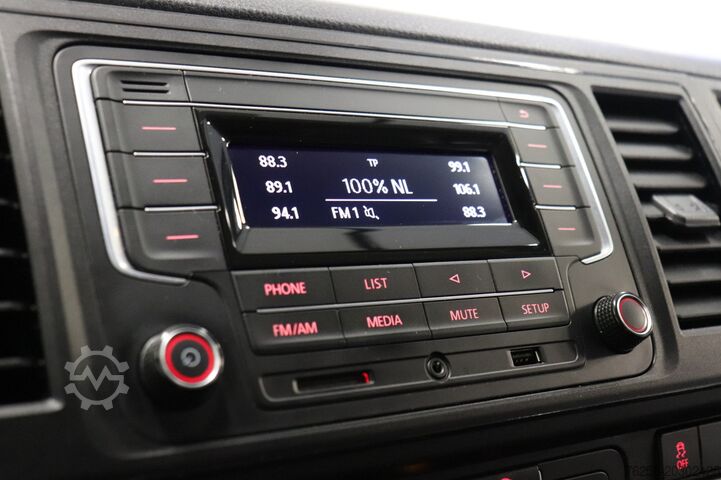 Delivery van VW Transporter 2.0 TDI EURO 6 - Airco - Cruise - P...