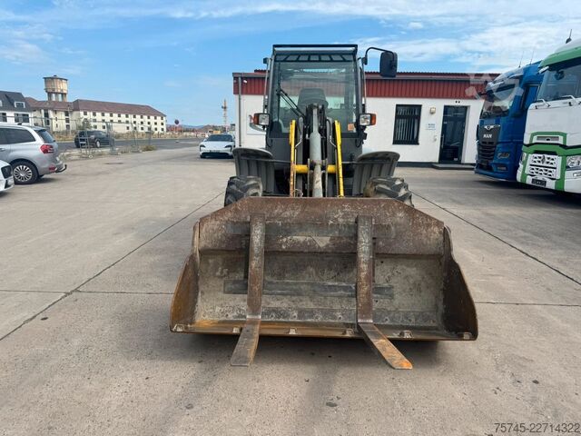 Radlader KRAMER KRAMER ALLRAD 950 * DEUTZ MOTOR * LADEGABEL *