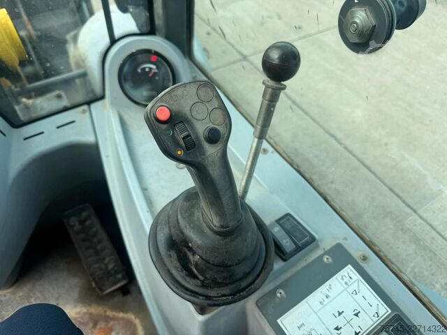 Radlader KRAMER KRAMER ALLRAD 950 * DEUTZ MOTOR * LADEGABEL *