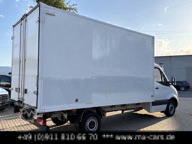 Transporter mit Koffer MERCEDES-BENZ Sprinter 314 Möbel Maxi 4,33 m. 22 m³ No. 316-31