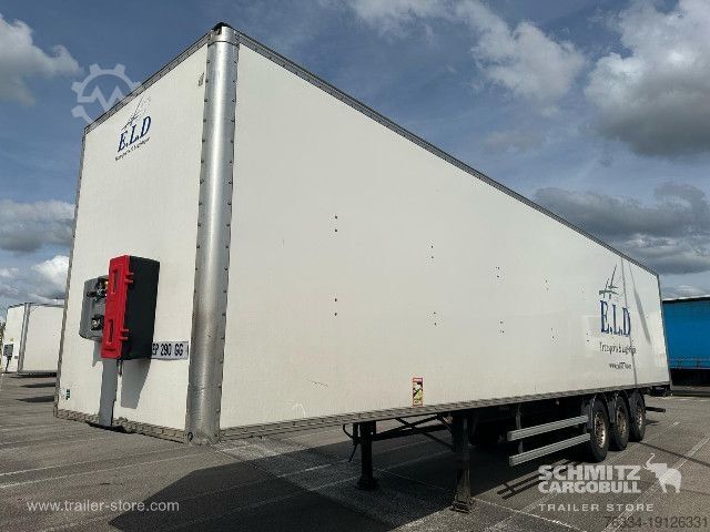 Box semitrailer Fruehauf Semitrailer Dryfreight Standard Porte relevante