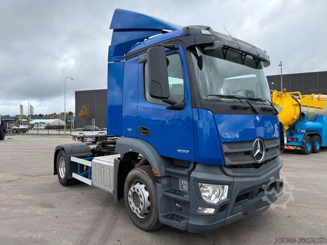 Standard tractor unit MERCEDES-BENZ Actros 1832 4x2 Euro 6
