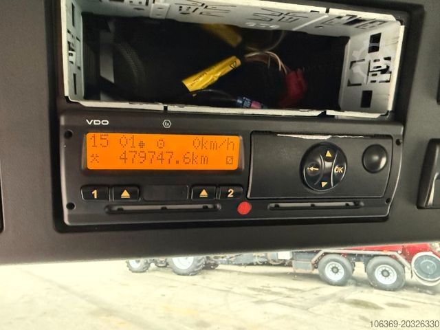 Standard tractor unit MERCEDES-BENZ Actros 1832 4x2 Euro 6
