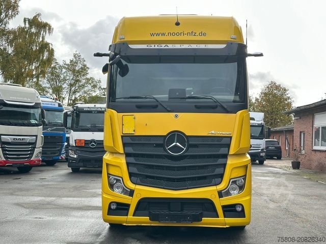 Standard tractor unit MERCEDES-BENZ Actros 1851 GigaSpace 2Tanks Retarder