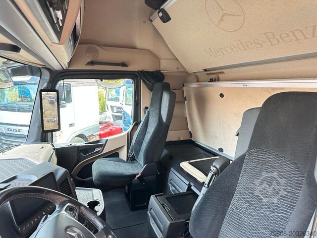 Standard SZM MERCEDES-BENZ Actros 1851 GigaSpace 2Tanks Retarder