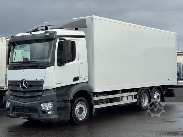 Box truck MERCEDES-BENZ ANTOS 2540 L / LENKACHSE / AHK