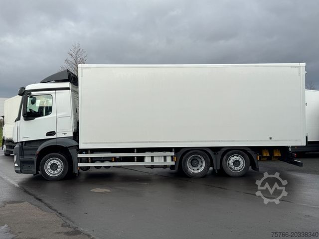 Box truck MERCEDES-BENZ ANTOS 2540 L / LENKACHSE / AHK