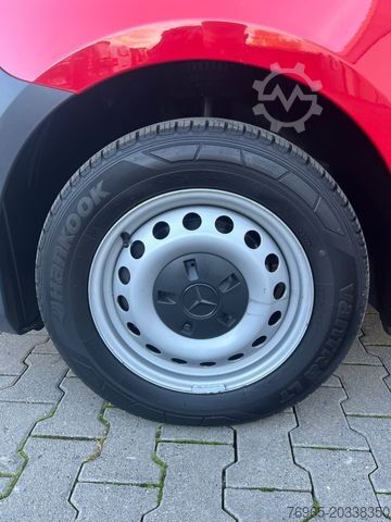 Panel van MERCEDES-BENZ Vito 110 LANG 6G KLIMA TEMPOMAT 2-SITZE SCHRÄNKE