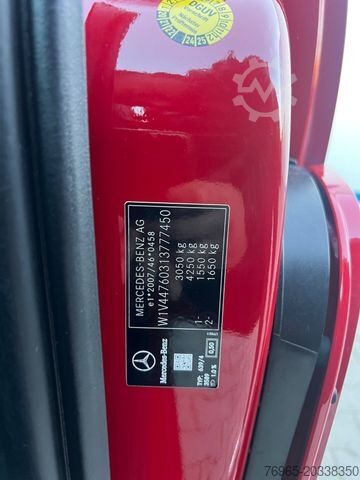 Panel van MERCEDES-BENZ Vito 110 LANG 6G KLIMA TEMPOMAT 2-SITZE SCHRÄNKE