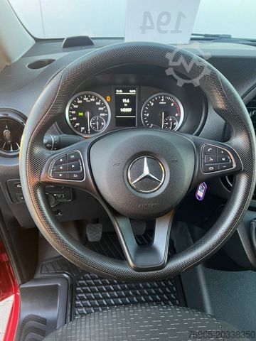 Panel van MERCEDES-BENZ Vito 110 LANG 6G KLIMA TEMPOMAT 2-SITZE SCHRÄNKE