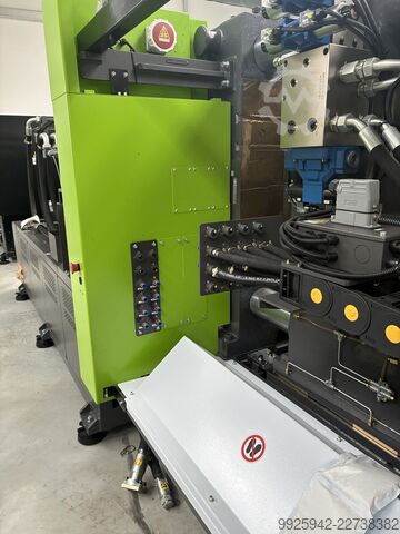 Spritzgießmaschine YIZUMI UN420A5/ IU3330 D=92
