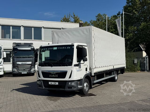 LKW mit Pritsche & Plane MAN TGL 12.220 Plane AHK 6,1 m Luft Klima LBW