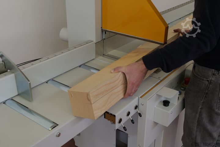 Halbautomatische Querschneidelinie SALVADOR SuperUp 500