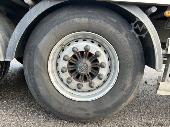 Auflieger mit Walkingfloor KNAPEN K100/KT01, 10 MM, LIFTACHSE, ROLLPLANE, FUNK