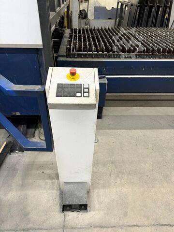 Laser cutting machine TRUMPF TruLaser 3030 4kW (L20)