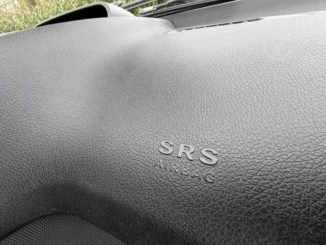 Kleinbus MERCEDES-BENZ Vito 113Cdi Extra Lang Doppelkabine 2xSchiebetür