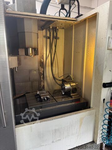 Vertical machining center DECKEL MAHO DMC 63 V