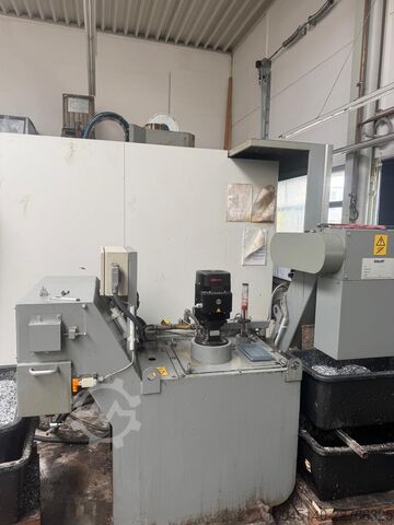 Vertical machining center DECKEL MAHO DMC 63 V