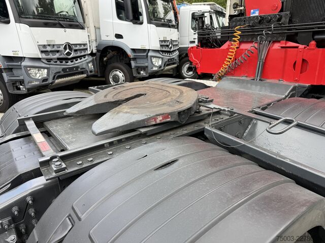 Standard tractor unit Volvo FH460 6X2 Kran HMF 2620 bis 18.50 Meter