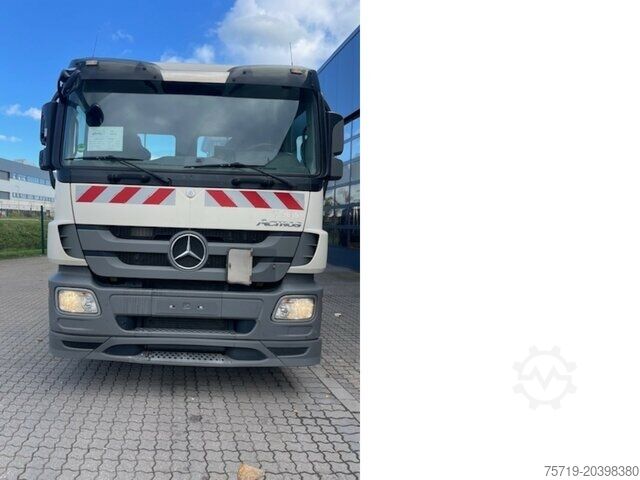 Skip truck Mercedes-Benz 2541 Actros 6x2 Multilift