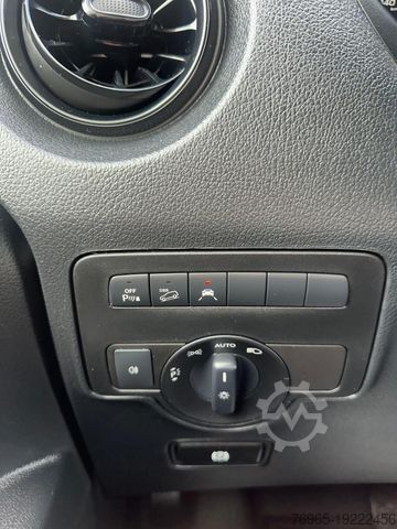 Kastenwagen MERCEDES-BENZ Vito 114 LANG 9G 4x4 MIXTO KLIMA NAVI KAMERA AHK