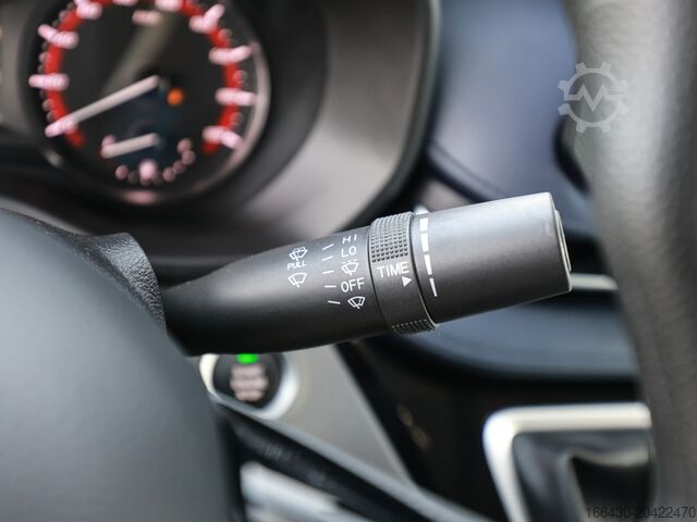 High top van Maxus DELIVER 9