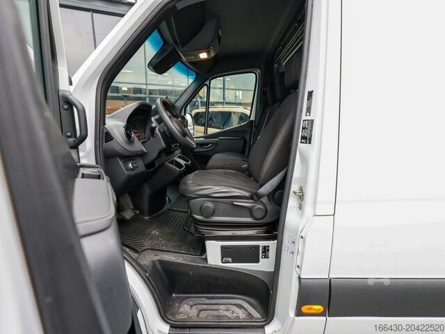 Panel van Mercedes-Benz Sprinter 315 CDI Kasten L2H2 AHK Stdhz. Navi