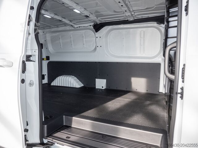 Panel van Maxus eDELIVER 7 KA ALLRAD L2H1 88 kW/h Klima Kamer